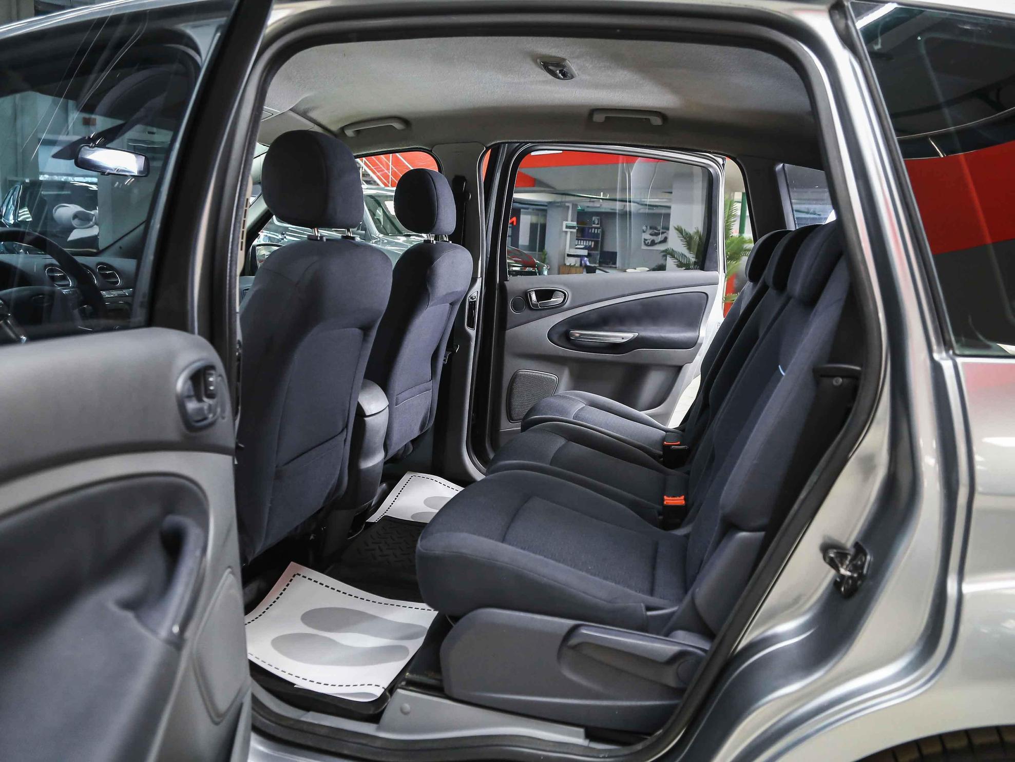 Ford S-MAX 2007, серый, ДЦ Орехово