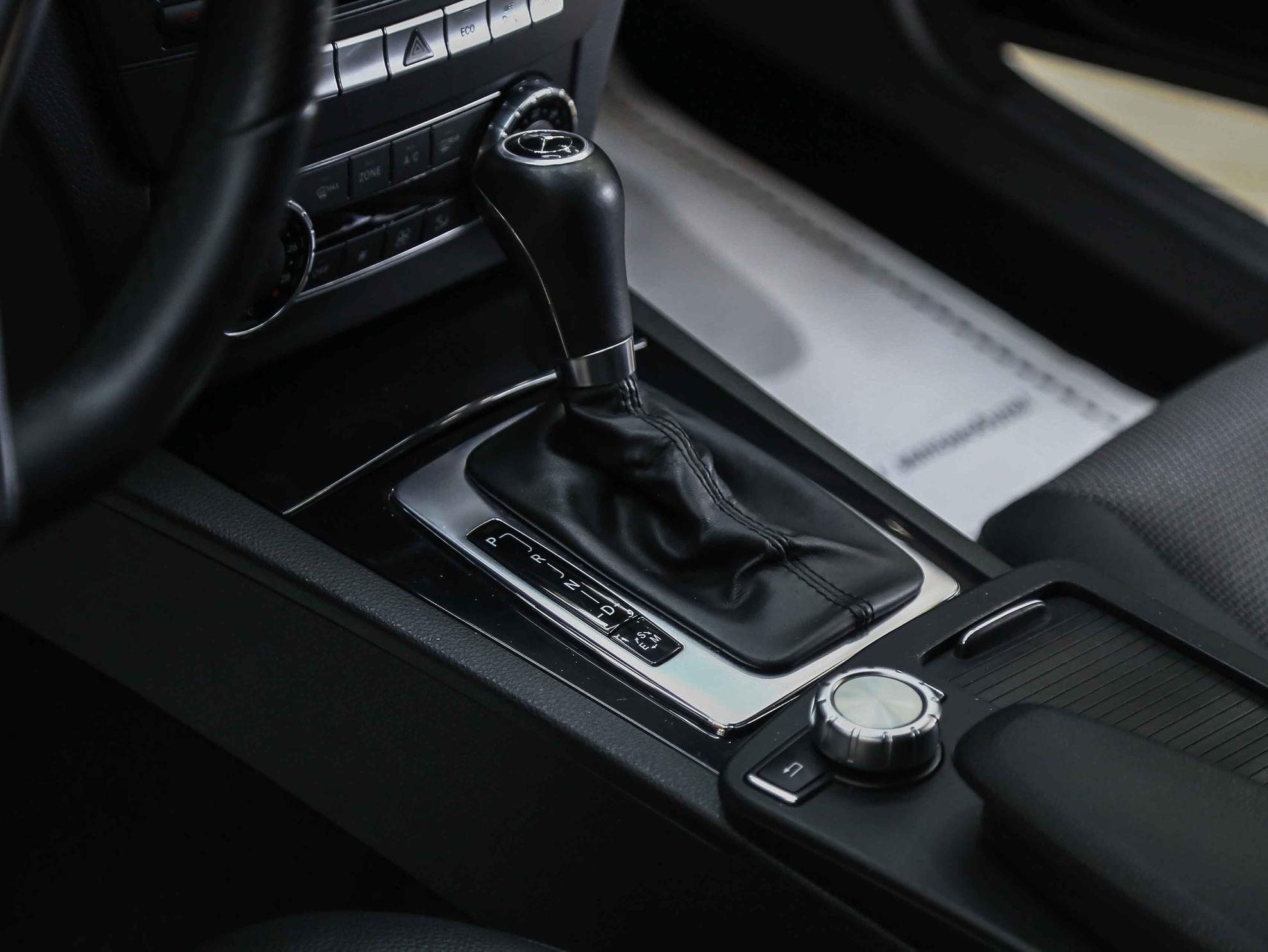 Mercedes-Benz C-Класс 2013, черный, ДЦ Орехово