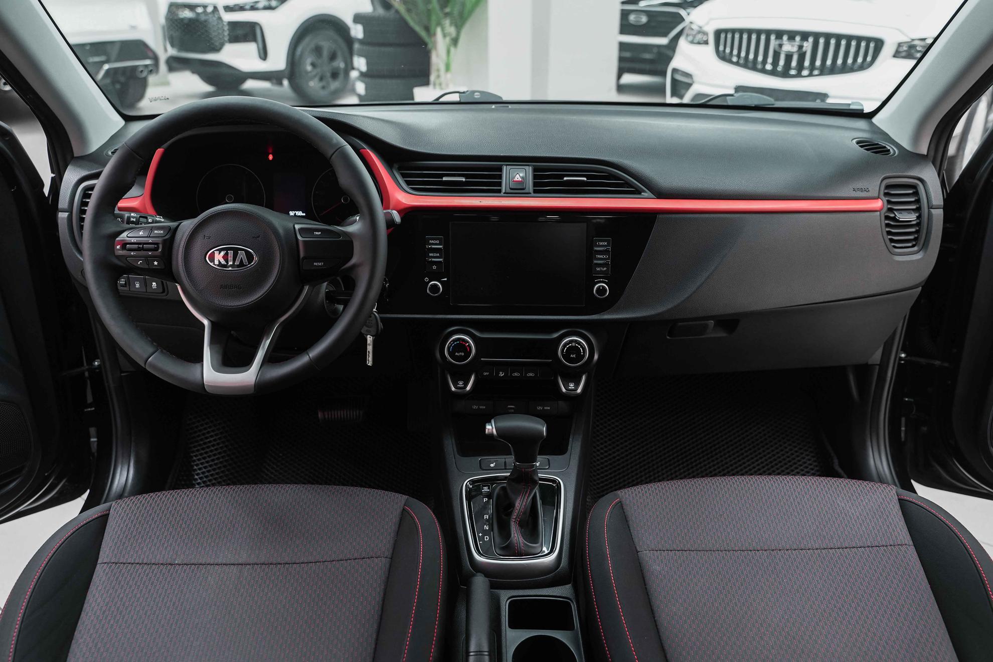 Kia Rio 2021, черный, ДЦ Орехово