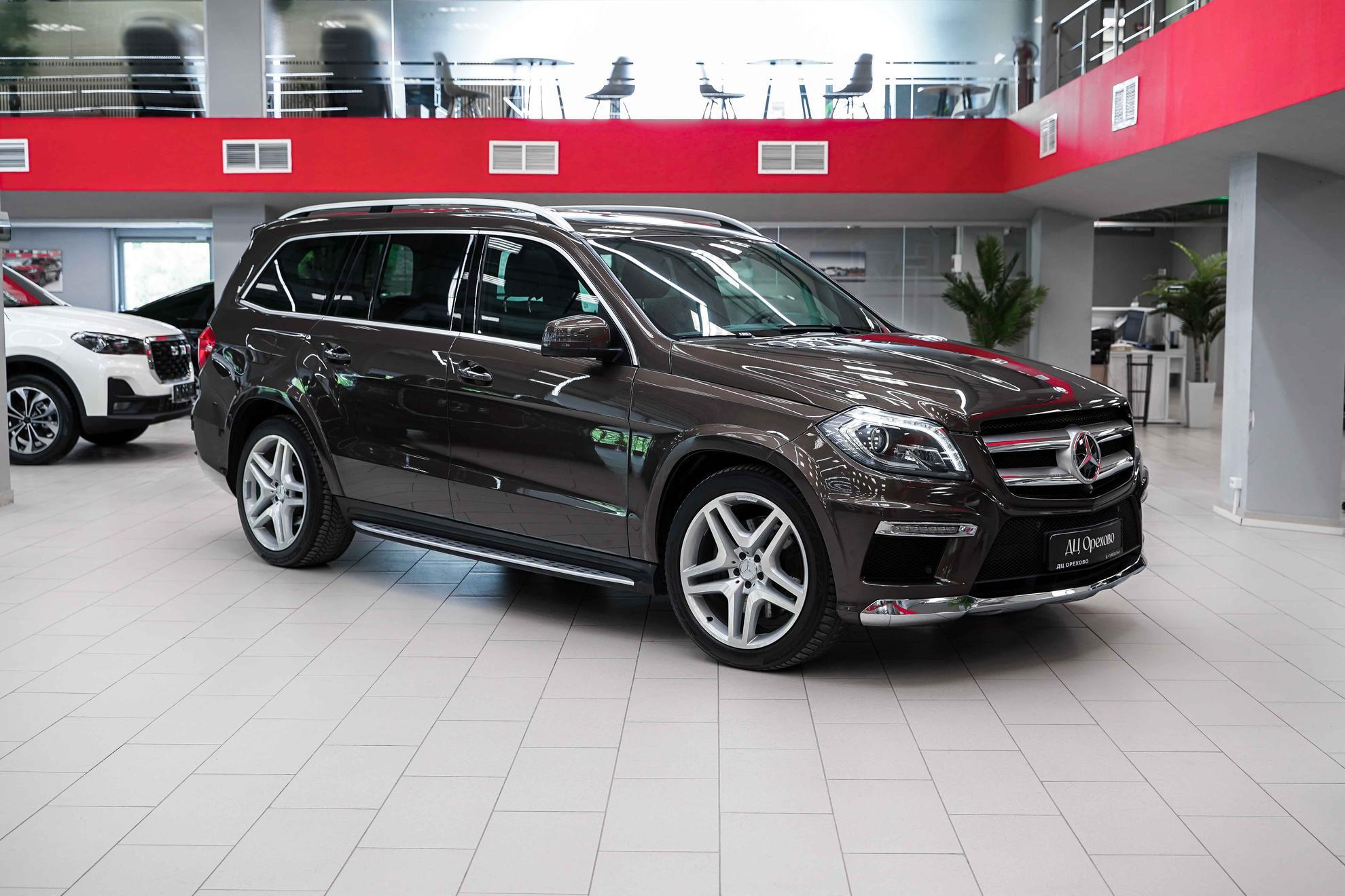 Mercedes-Benz GL-Класс 2013, коричневый, ДЦ Орехово