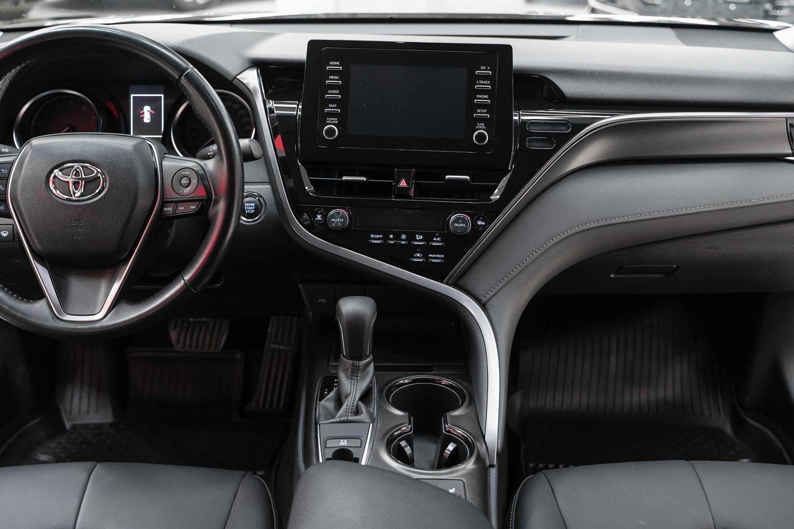 Toyota Camry 2021, черный, ДЦ Орехово