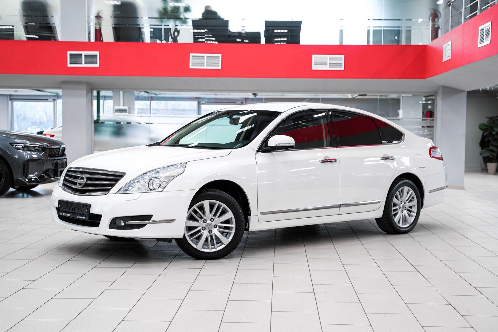 Nissan Teana 2012, белый, ДЦ Орехово