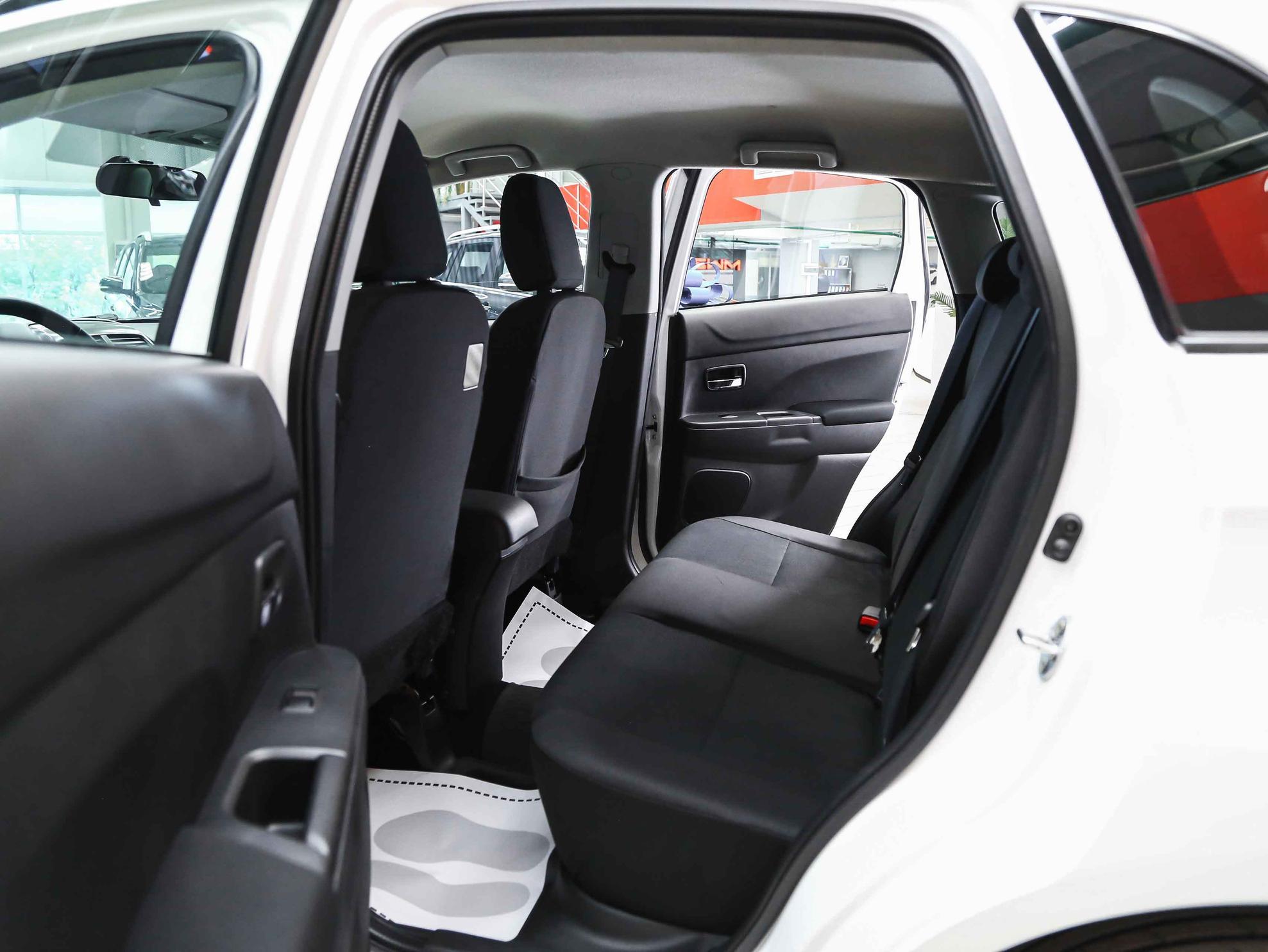 Mitsubishi ASX 2014, белый, ДЦ Орехово