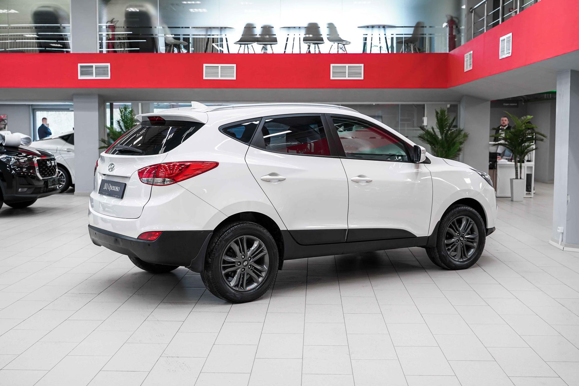 Hyundai ix35 2014, белый, ДЦ Орехово