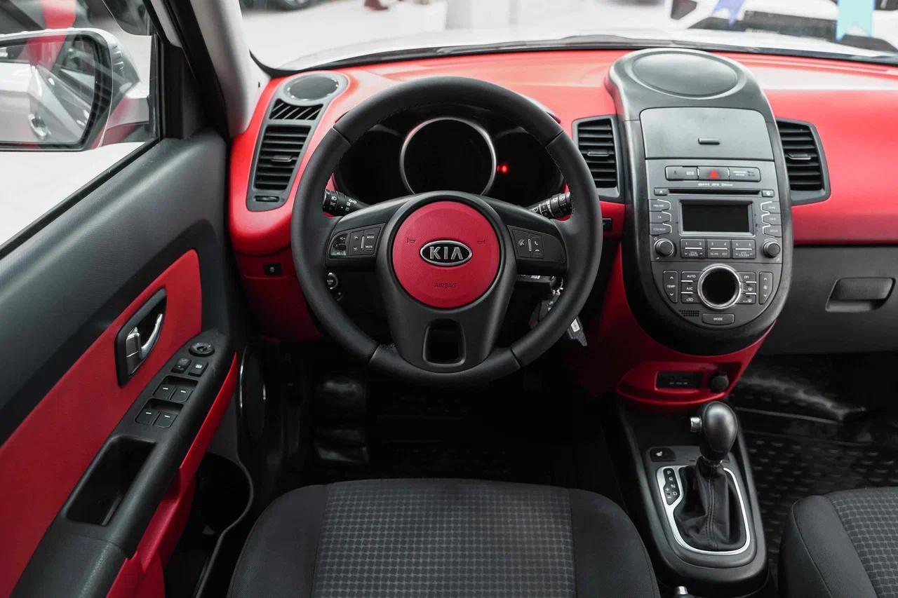 Kia Soul 2011, серебряный, ДЦ Орехово