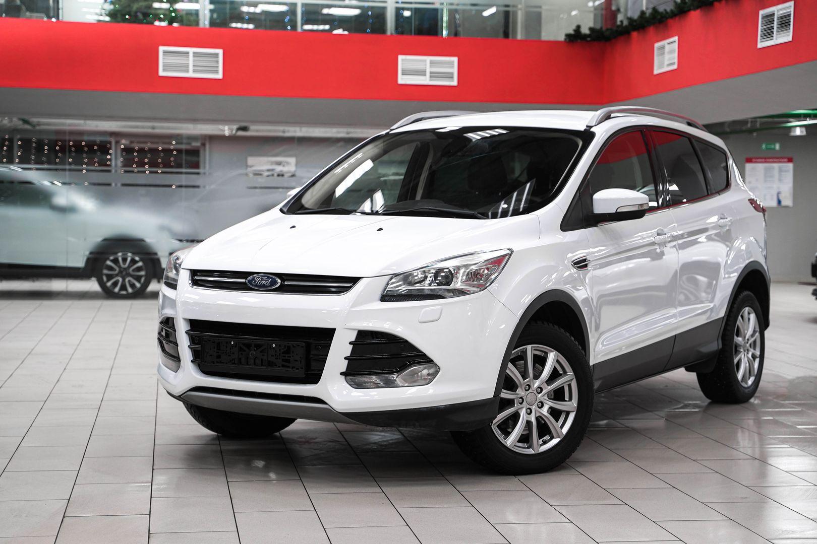 Ford Kuga 2016, белый, ДЦ Орехово