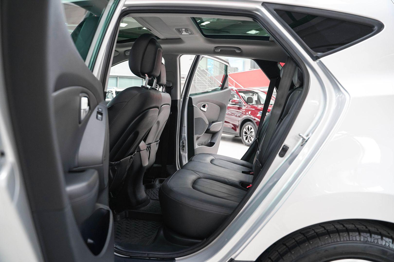 Hyundai ix35 2014, серебряный, ДЦ Орехово