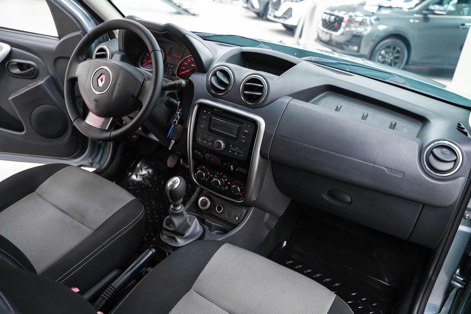 Renault Duster 2012, серый, ДЦ Орехово