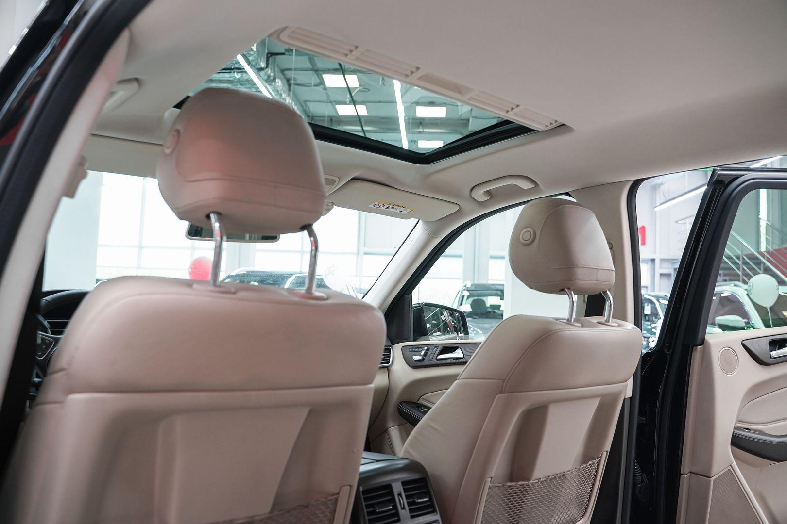 Mercedes-Benz GLS 2016, черный, ДЦ Орехово