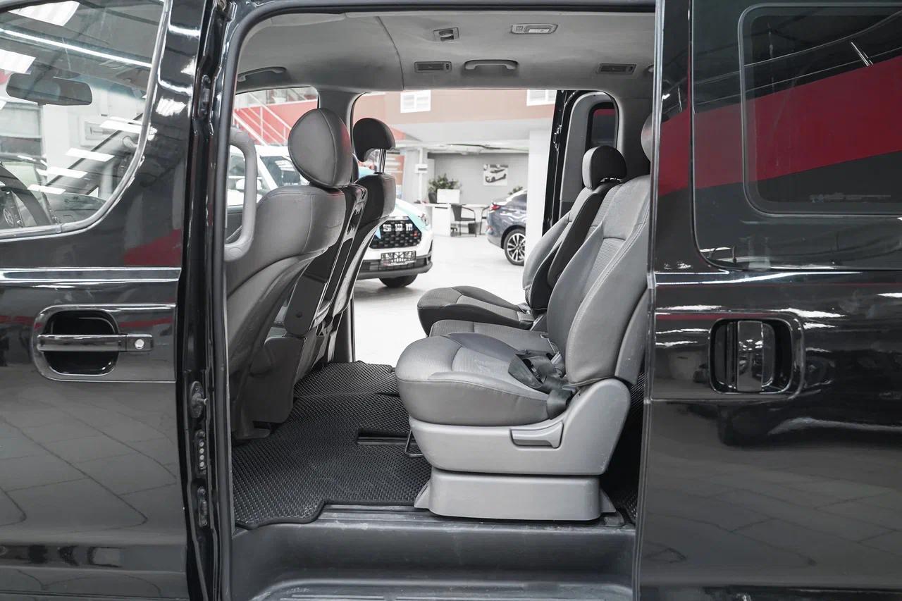 Hyundai Grand Starex 2009, черный, ДЦ Орехово