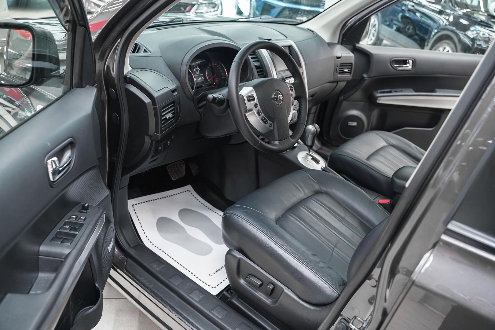 Nissan X-Trail 2011, серый, ДЦ Орехово