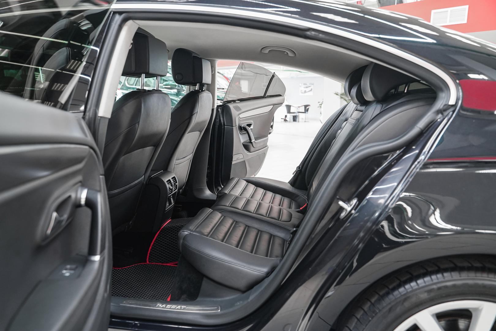 Volkswagen Passat CC 2012, черный, ДЦ Орехово