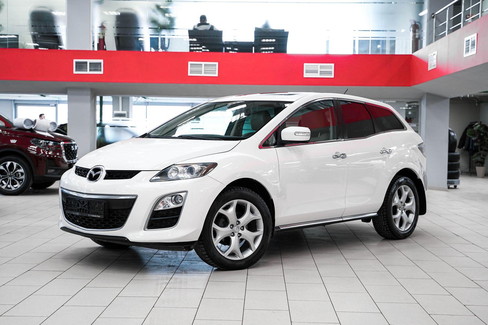 Mazda CX-7 2011, белый, ДЦ Орехово