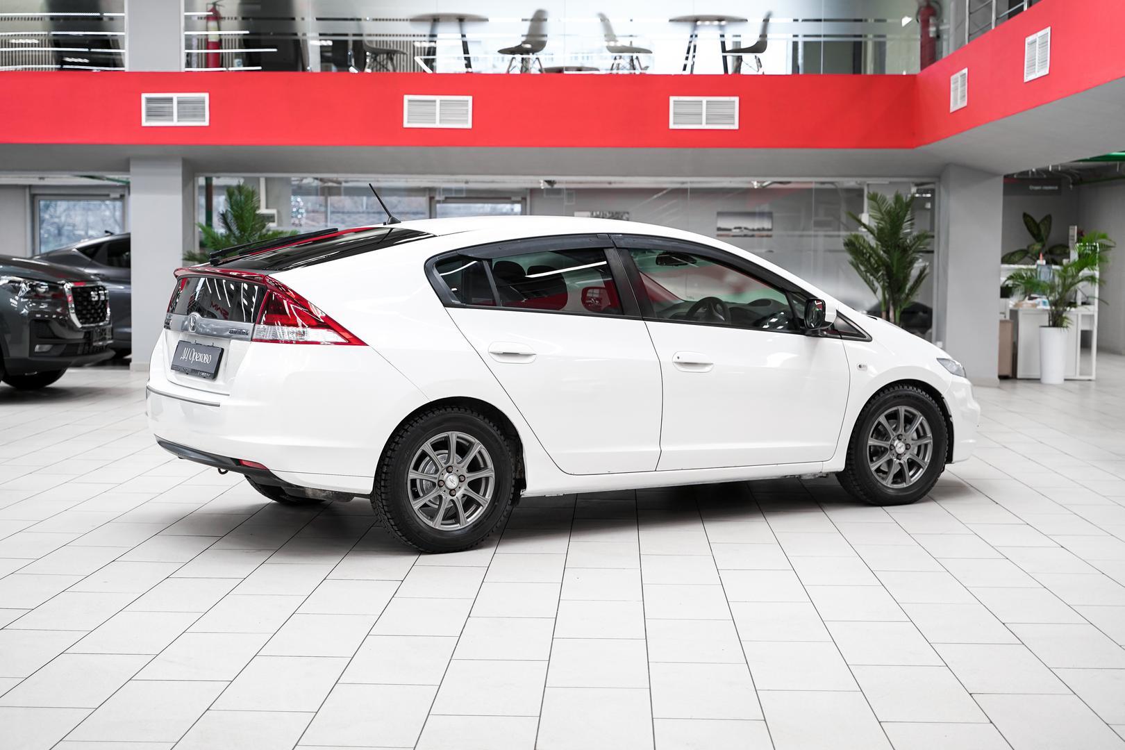 Honda Insight 2014, белый, ДЦ Орехово