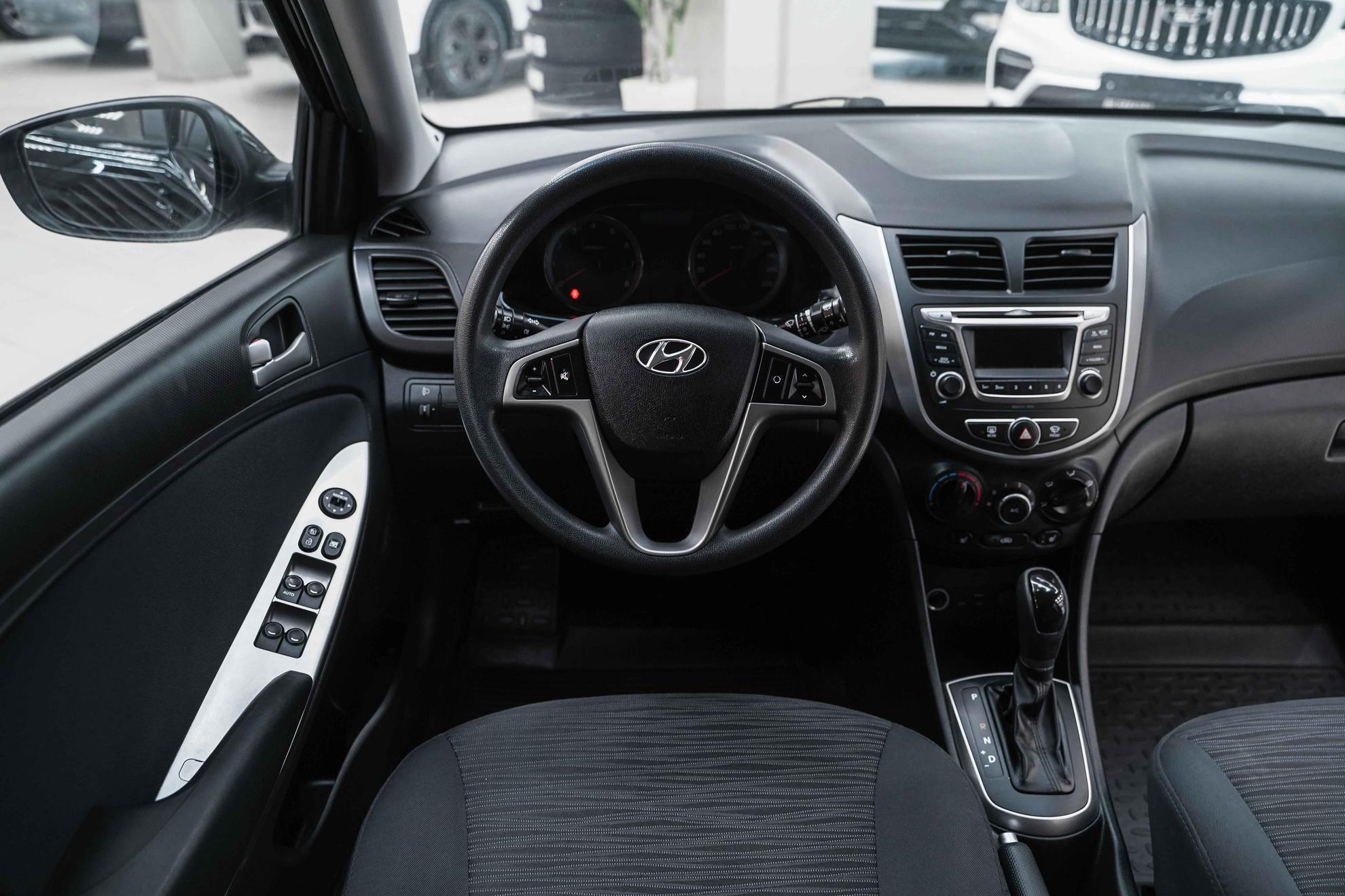 Hyundai Solaris 2015, черный, ДЦ Орехово