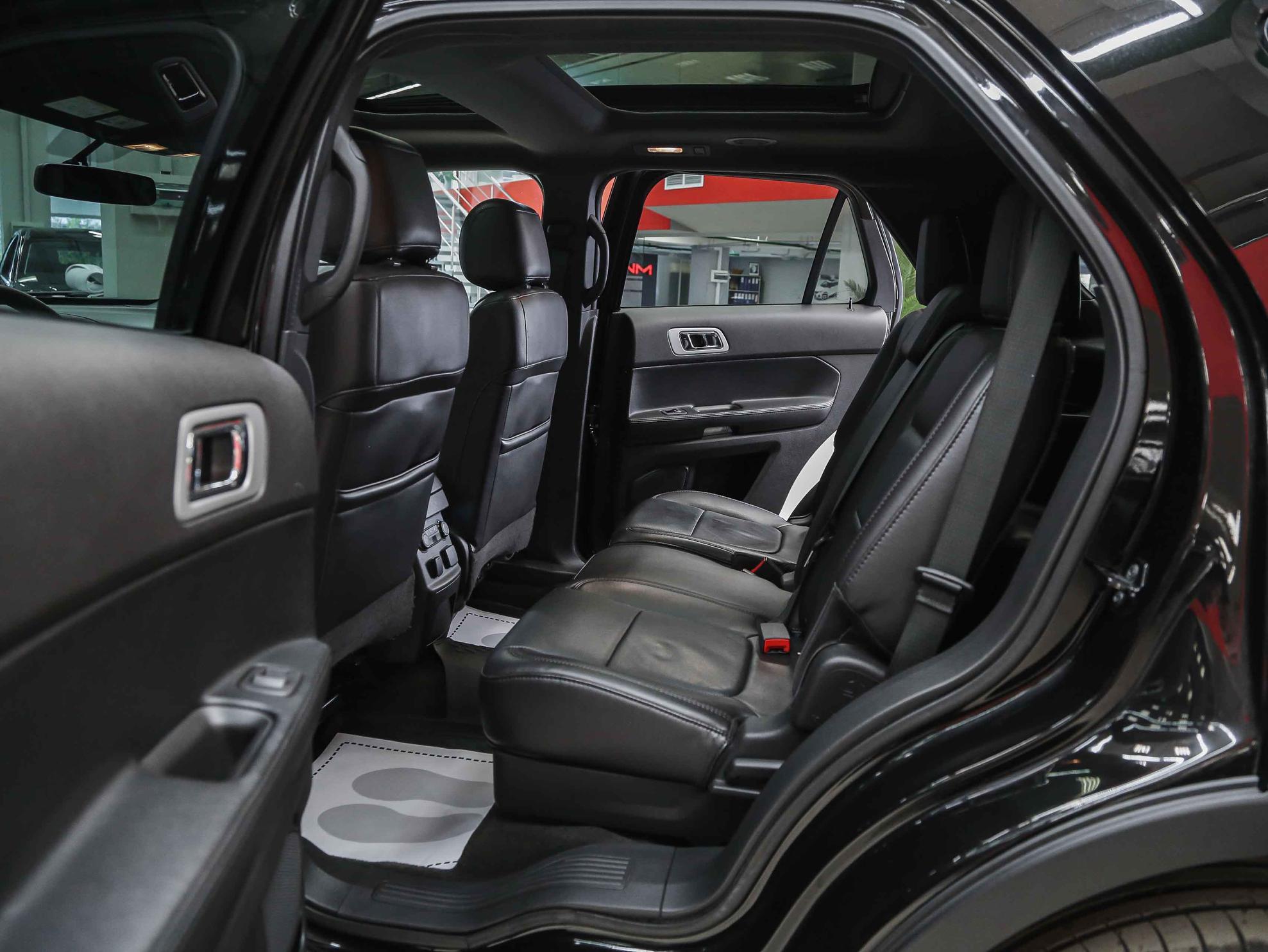Ford Explorer 2013, черный, ДЦ Орехово