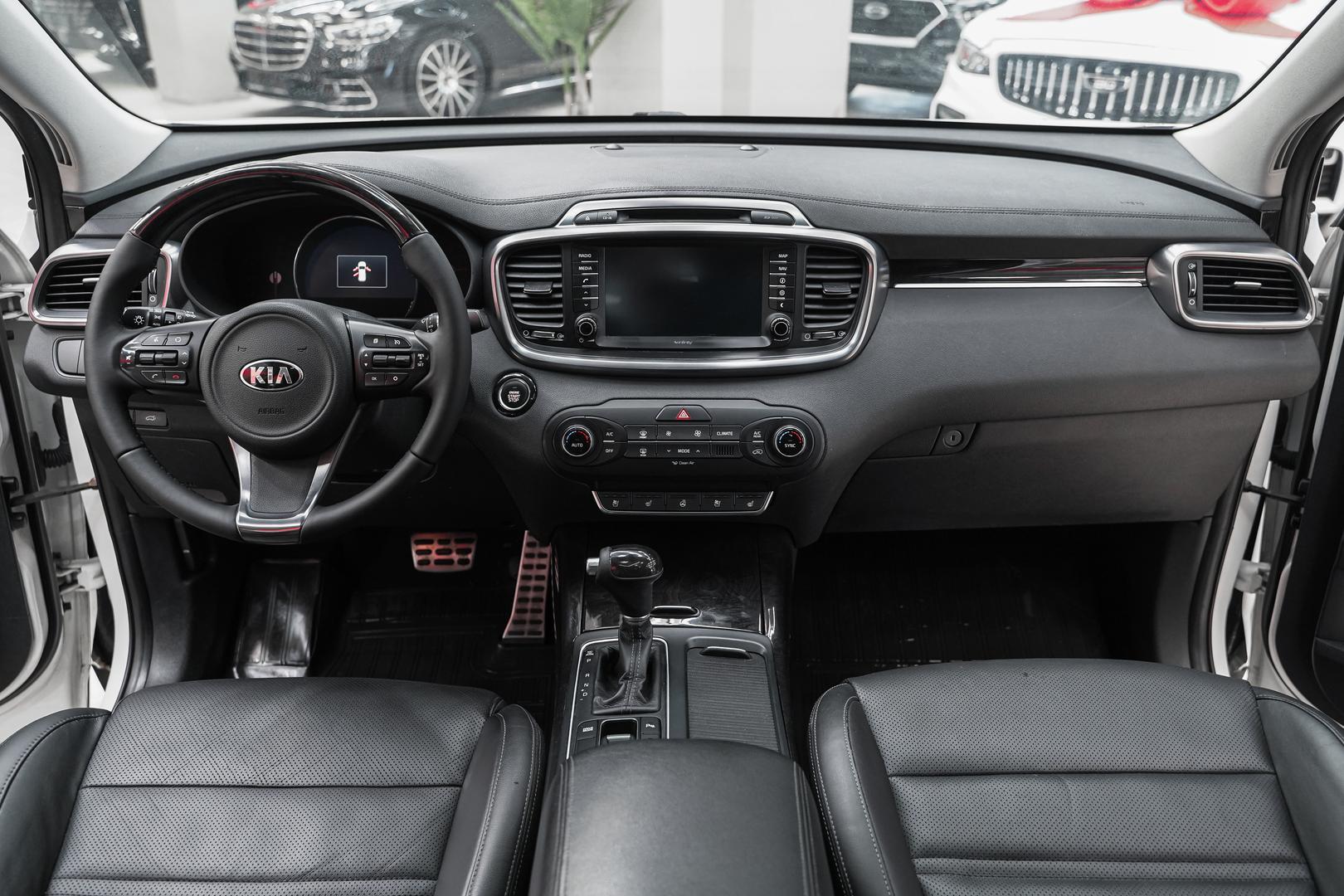 Kia Sorento 2016, белый, ДЦ Орехово