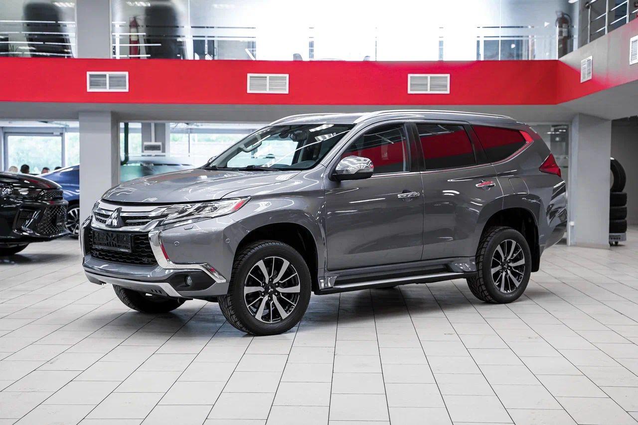 Mitsubishi Pajero Sport 2016, серый, ДЦ Орехово