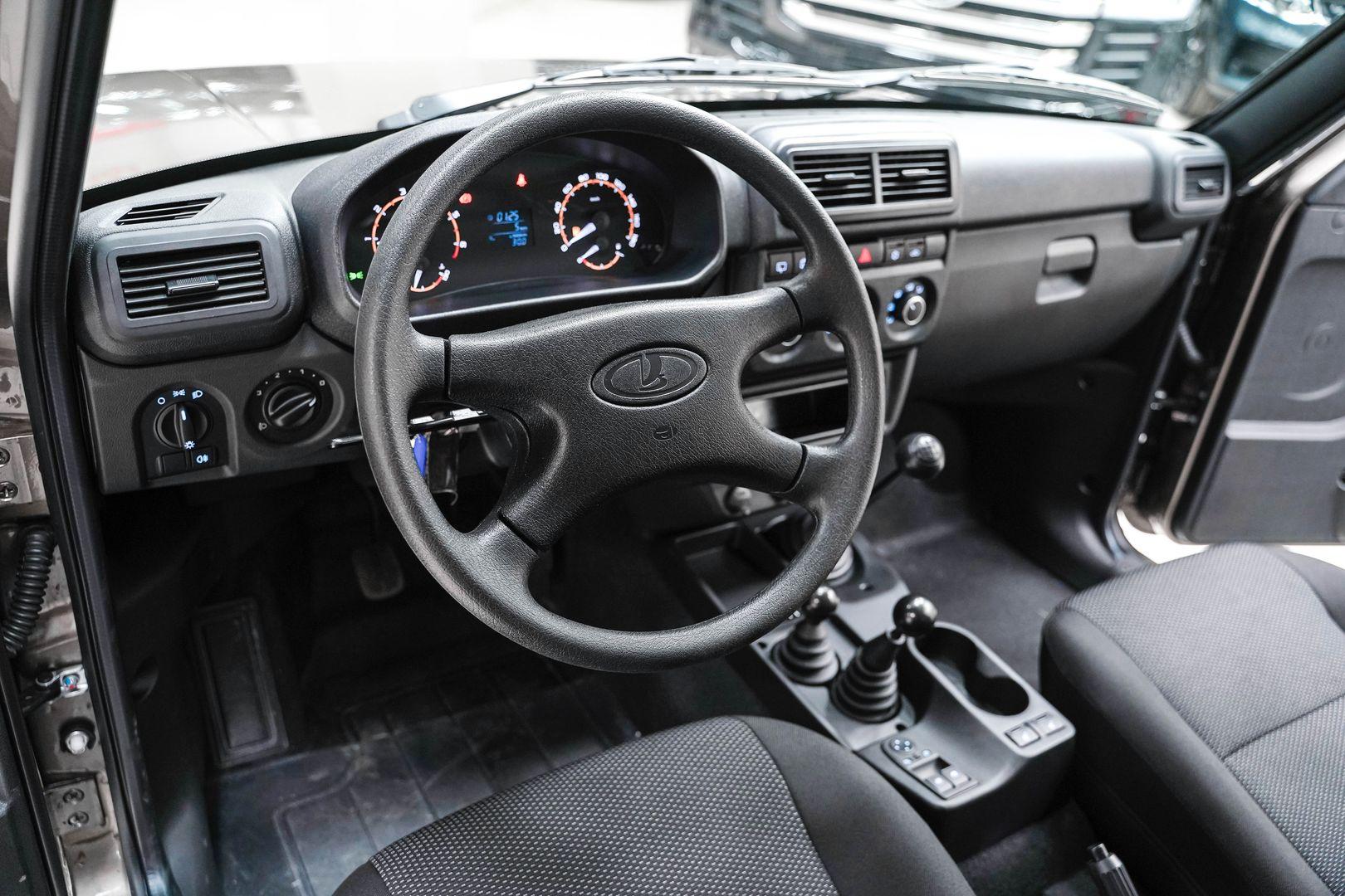 LADA (ВАЗ) Niva Legend 2024, коричневый, ДЦ Орехово