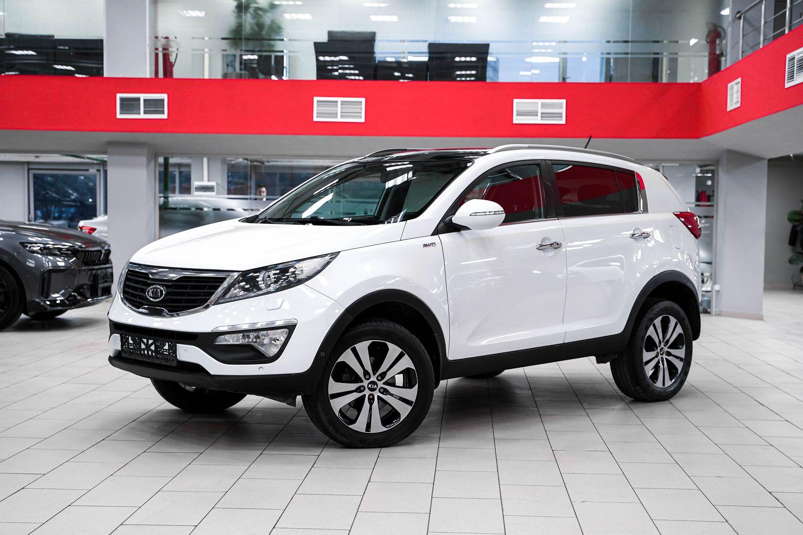 Kia Sportage 2012, белый, ДЦ Орехово
