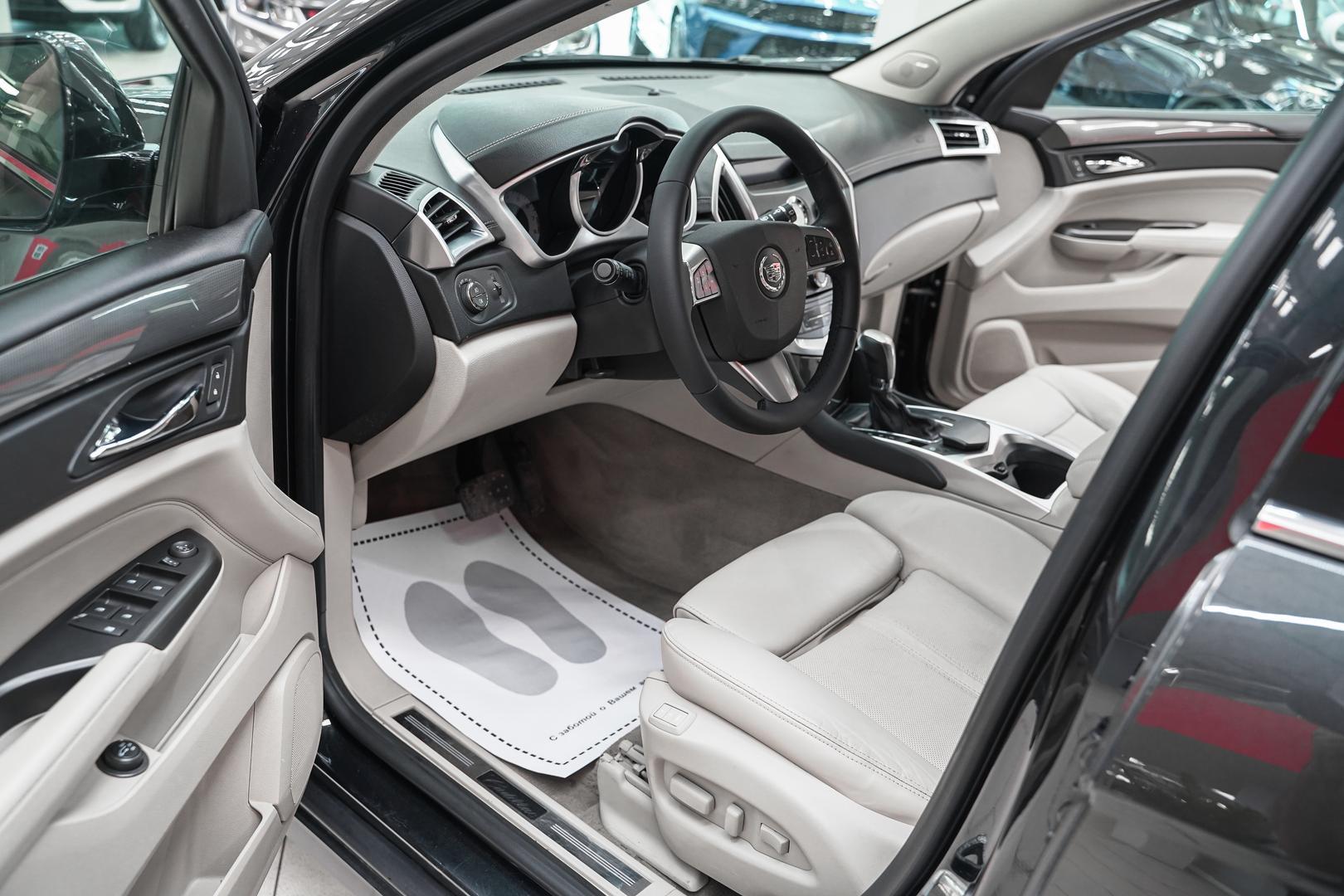 Cadillac SRX 2012, черный, ДЦ Орехово