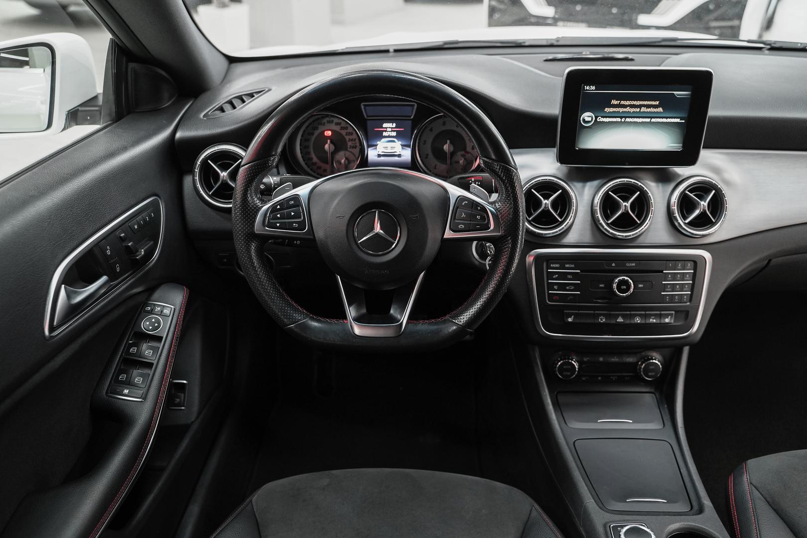 Mercedes-Benz CLA 2015, белый, ДЦ Орехово
