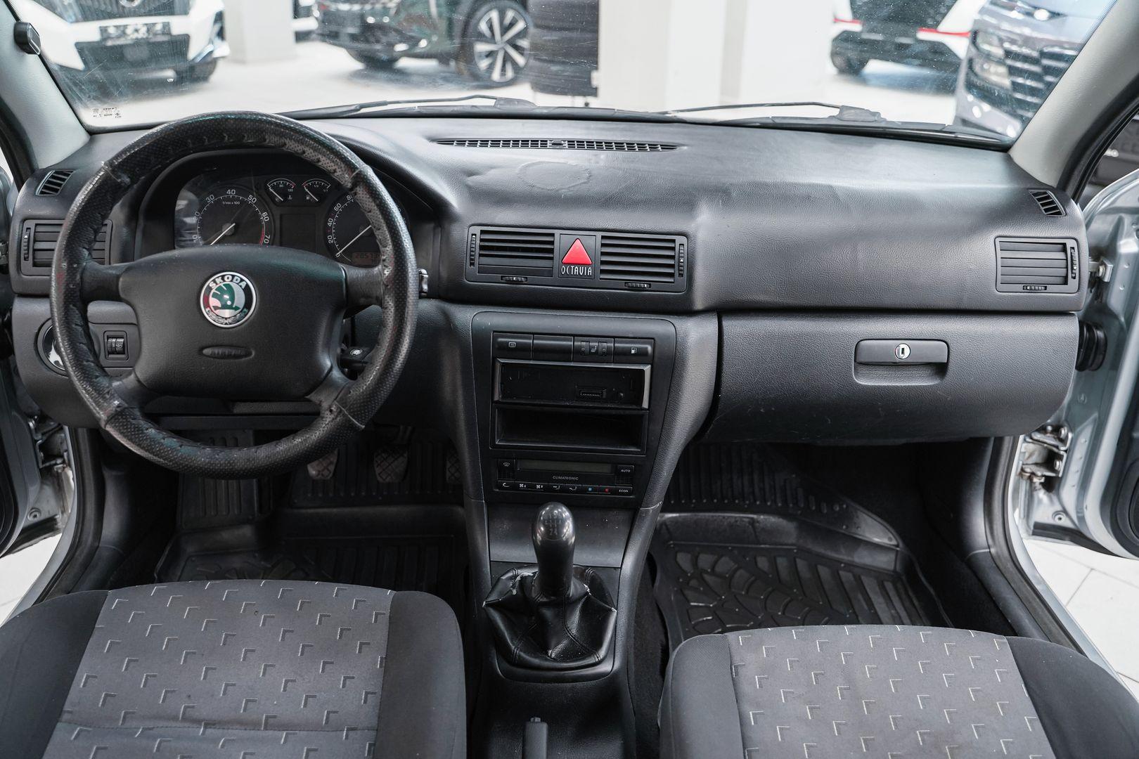 Skoda Octavia 2008, серебряный, ДЦ Орехово