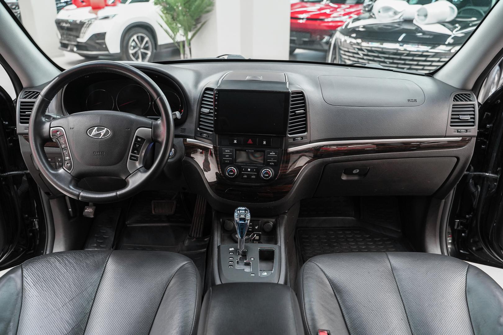 Hyundai Santa Fe 2011, черный, ДЦ Орехово