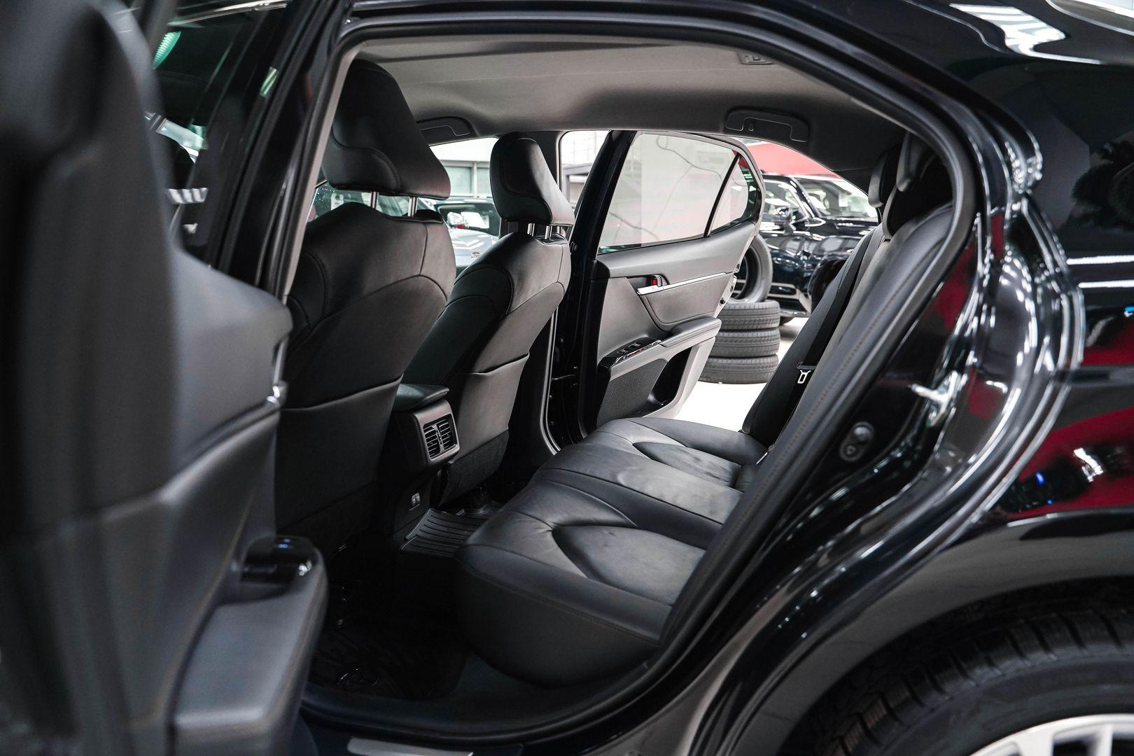 Toyota Camry 2018, черный, ДЦ Орехово