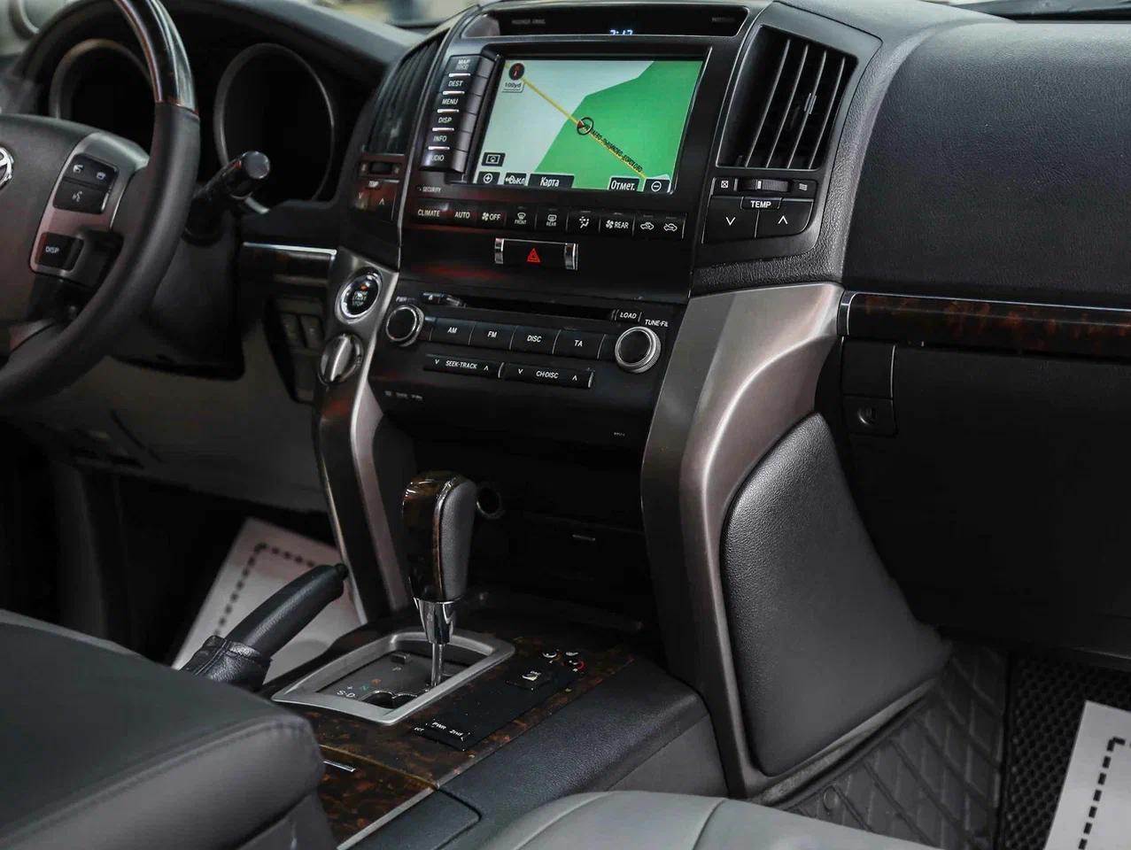 Toyota Land Cruiser 2008, черный, ДЦ Орехово
