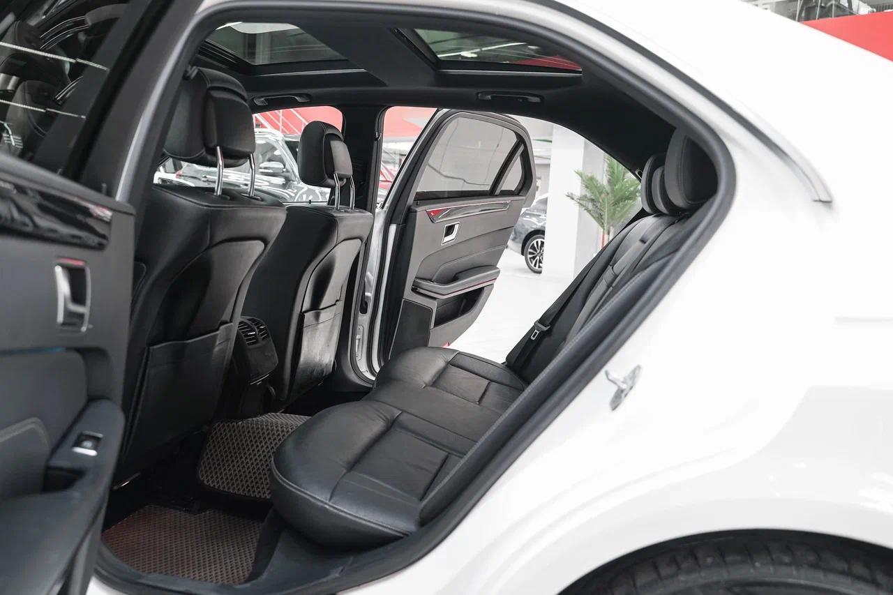 Mercedes-Benz E-Класс 2015, белый, ДЦ Орехово