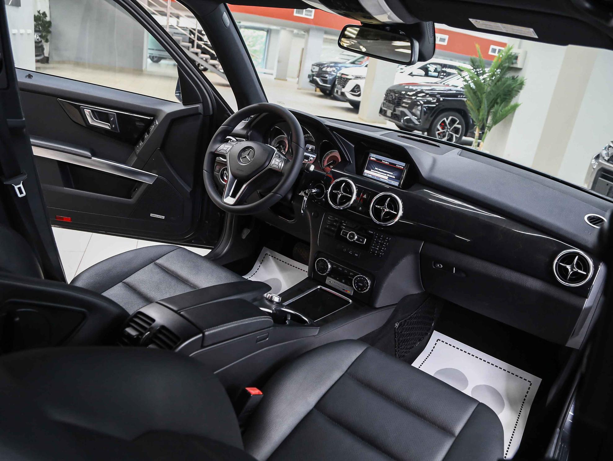 Mercedes-Benz GLK-Класс 2013, серый, ДЦ Орехово