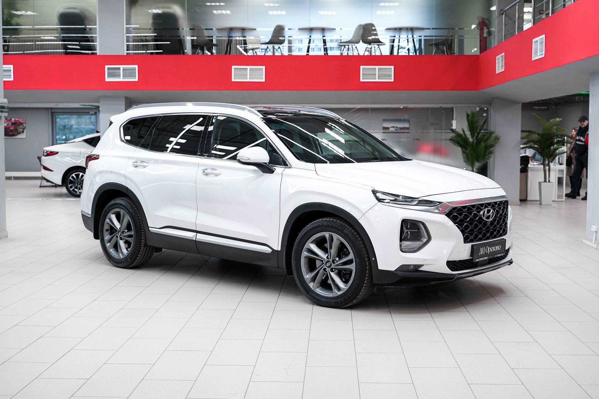 Hyundai Santa Fe 2018, белый, ДЦ Орехово