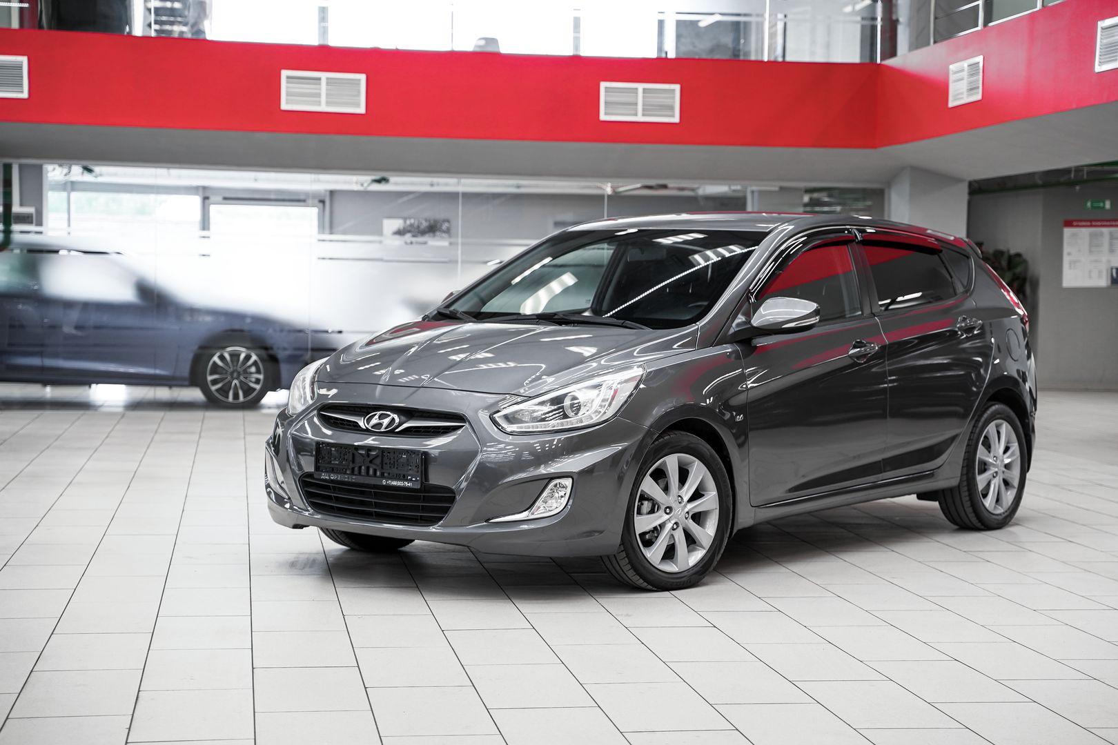 Hyundai Solaris 2011, серый, ДЦ Орехово