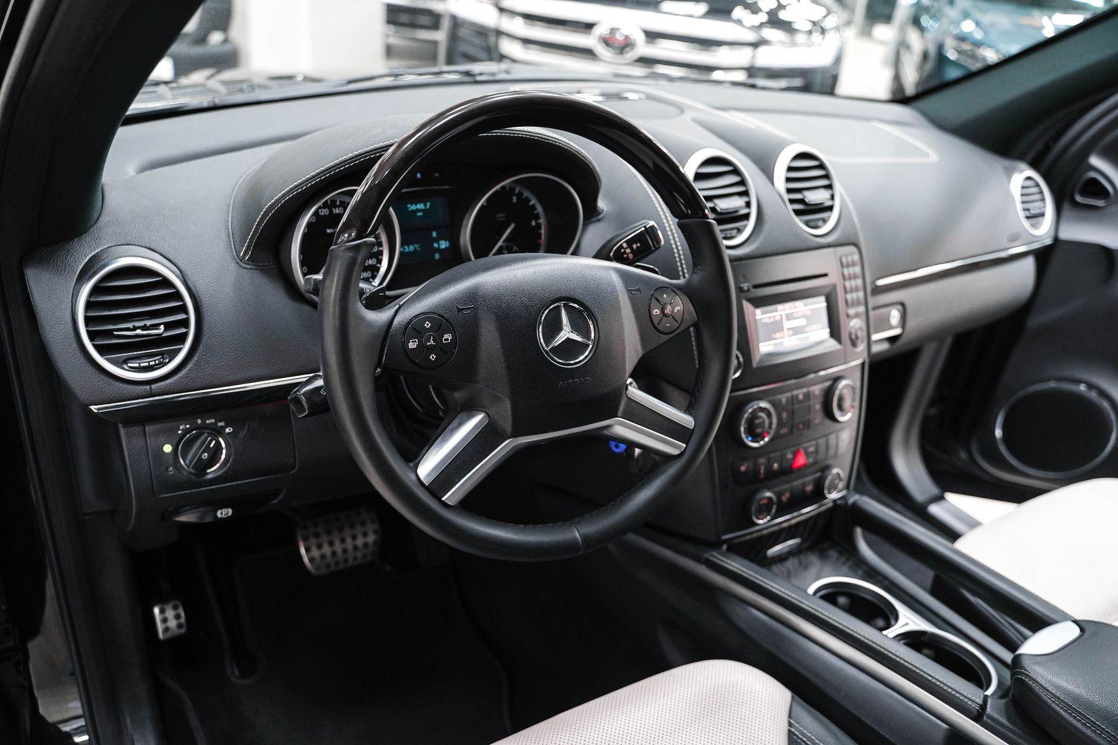 Mercedes-Benz GL-Класс 2012, черный, ДЦ Орехово