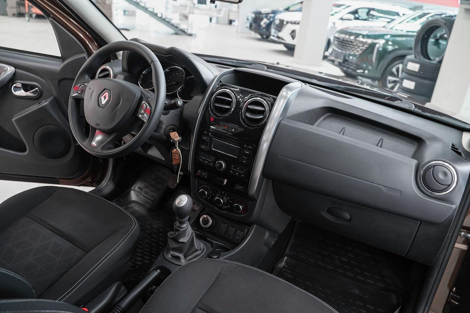 Renault Duster 2015, коричневый, ДЦ Орехово