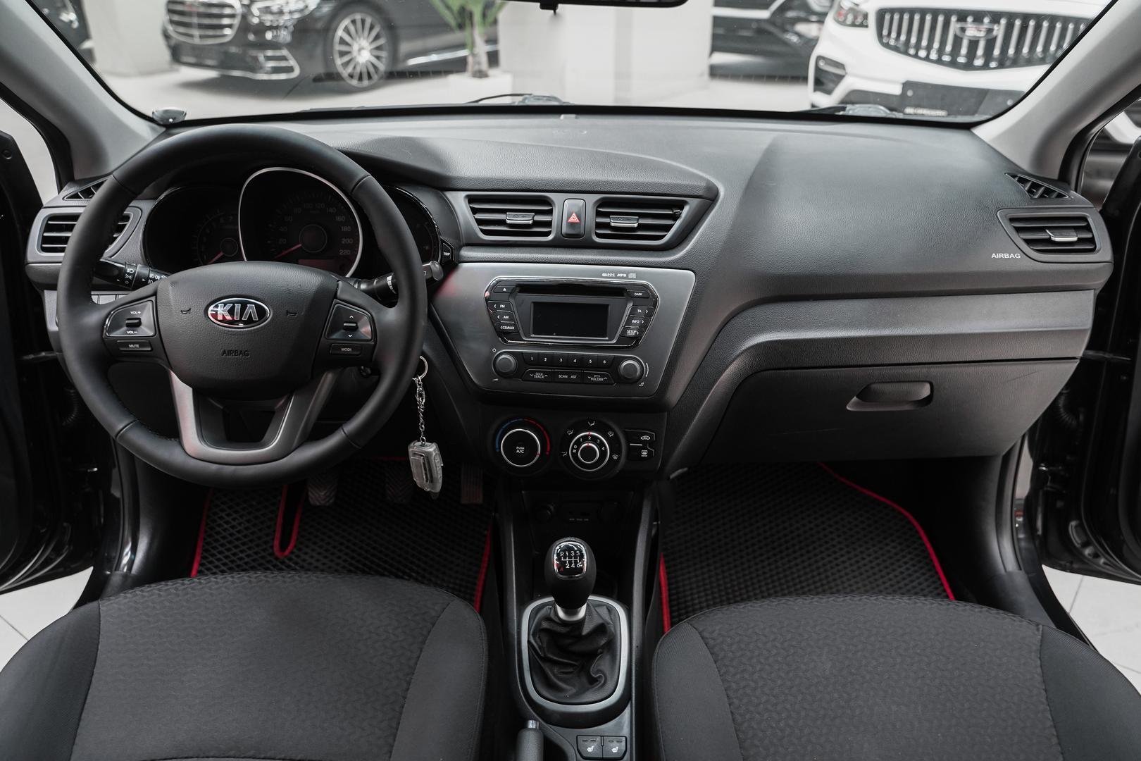 Kia Rio 2014, черный, ДЦ Орехово