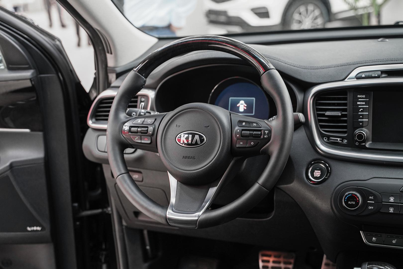 Kia Sorento 2017, черный, ДЦ Орехово