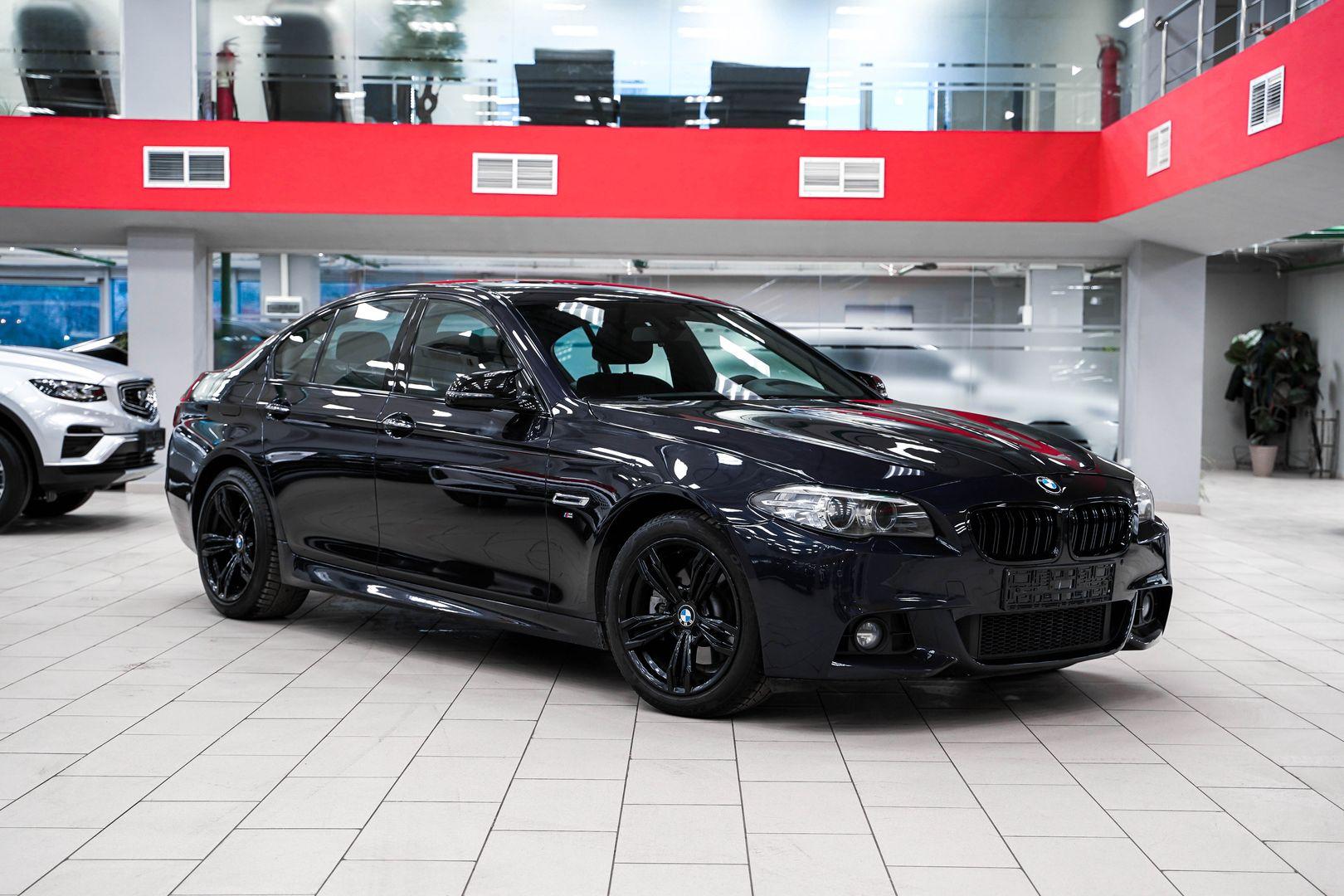 BMW 5 серии 2014, синий, ДЦ Орехово