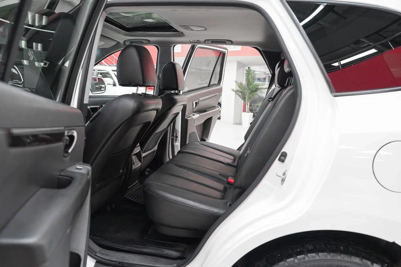 Hyundai Santa Fe 2011, белый, ДЦ Орехово