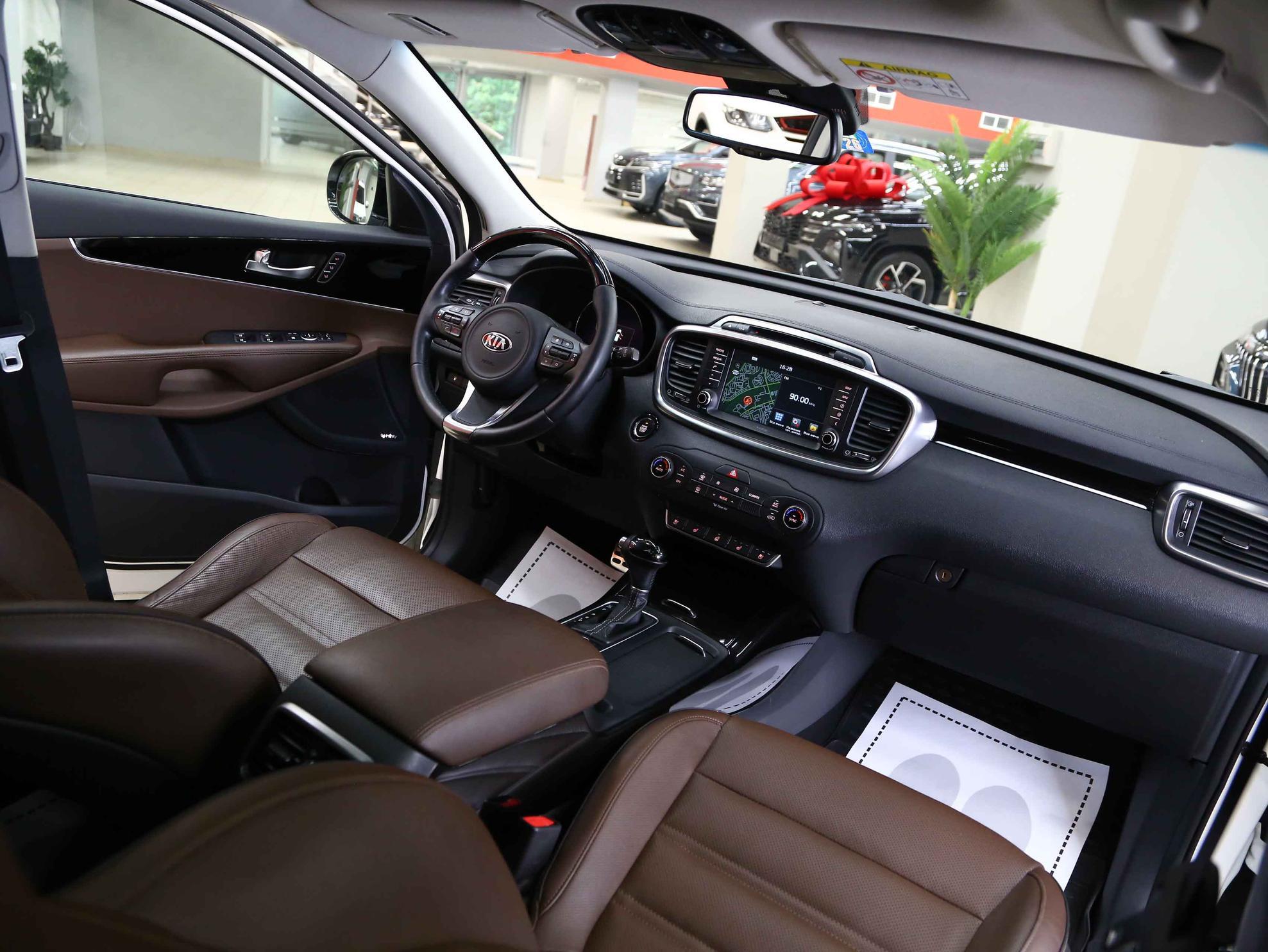 Kia Sorento 2017, белый, ДЦ Орехово