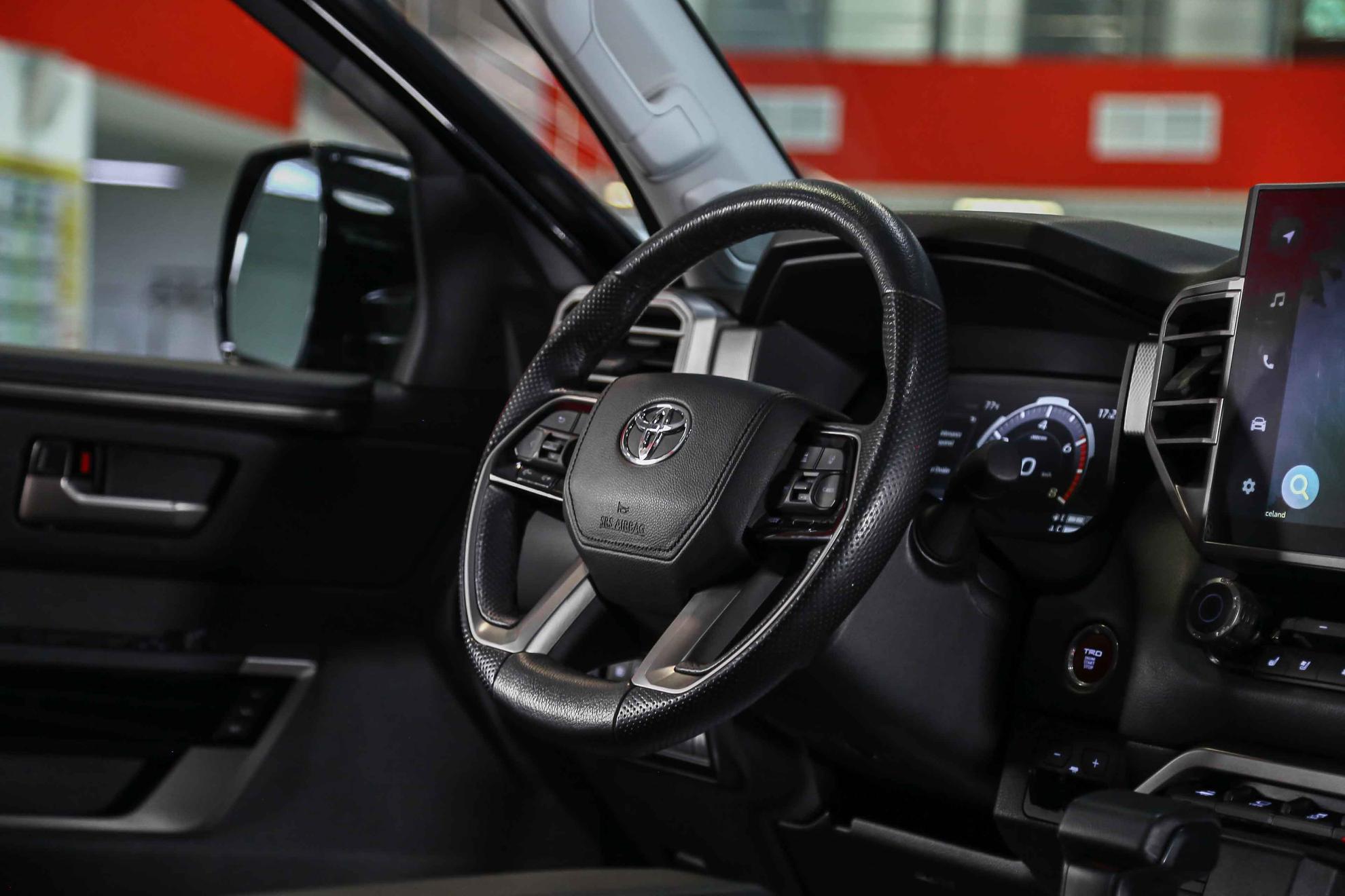 Toyota Tundra 2023, черный, ДЦ Орехово