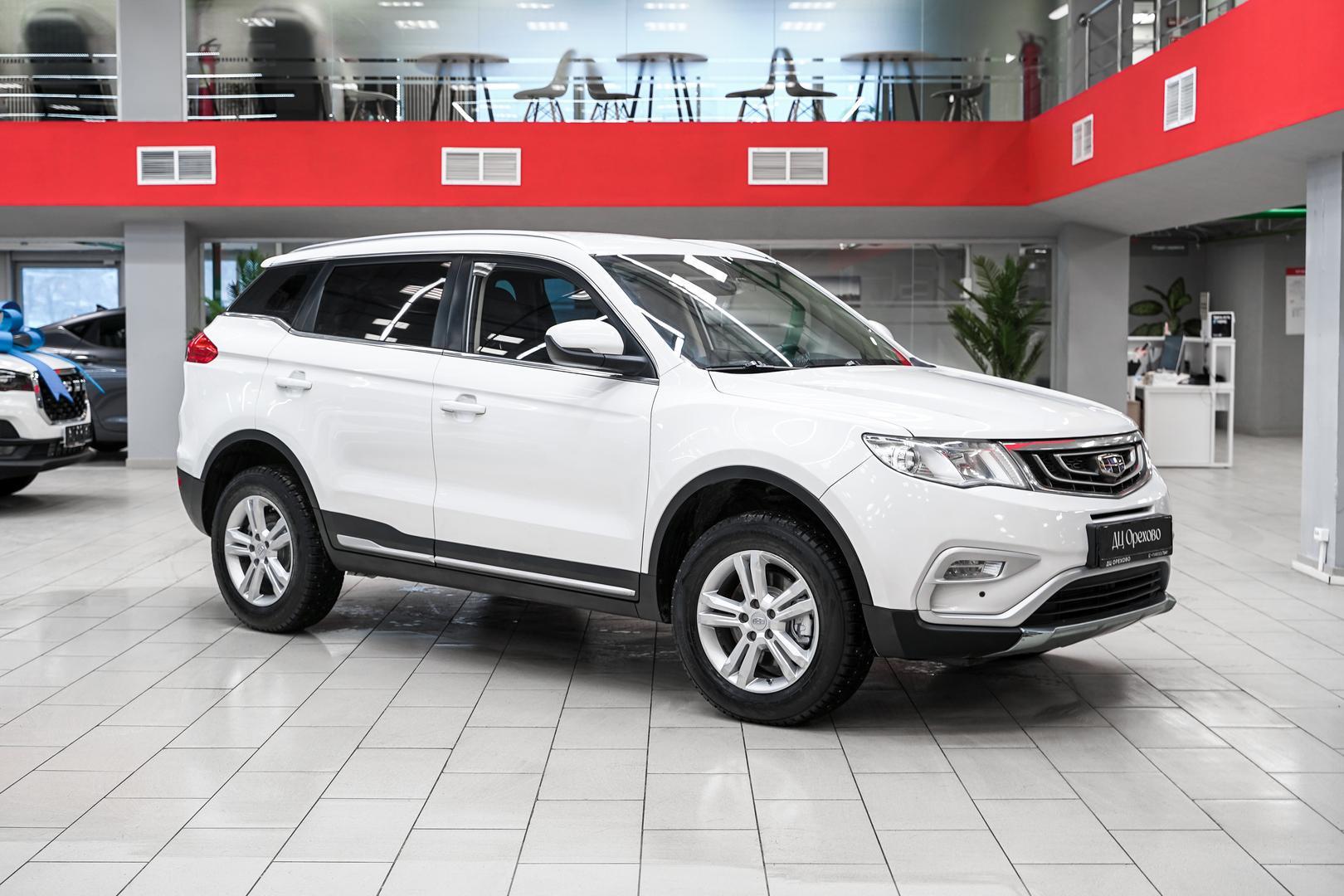 Geely Atlas 2019, белый, ДЦ Орехово