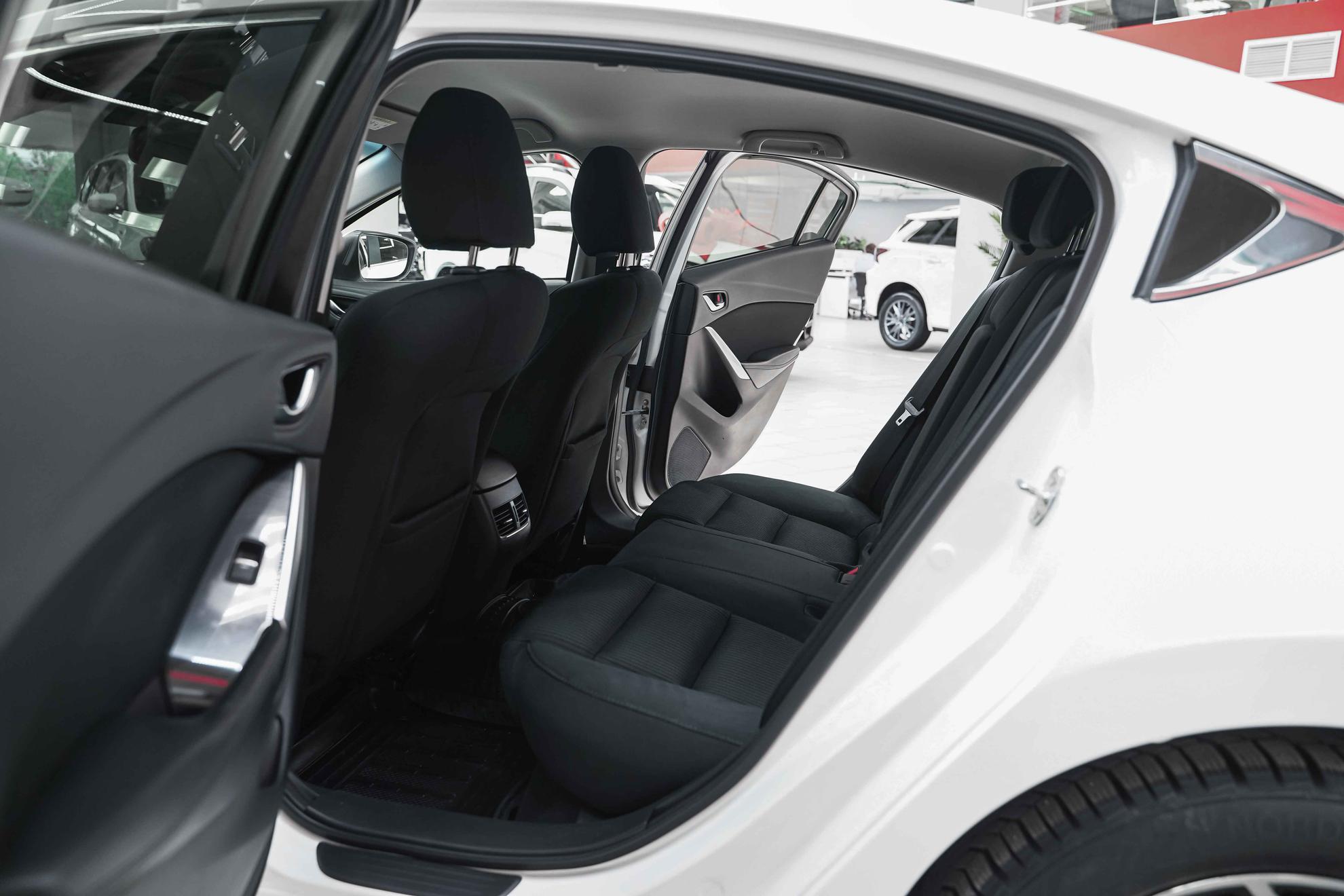 Mazda 6 2015, белый, ДЦ Орехово