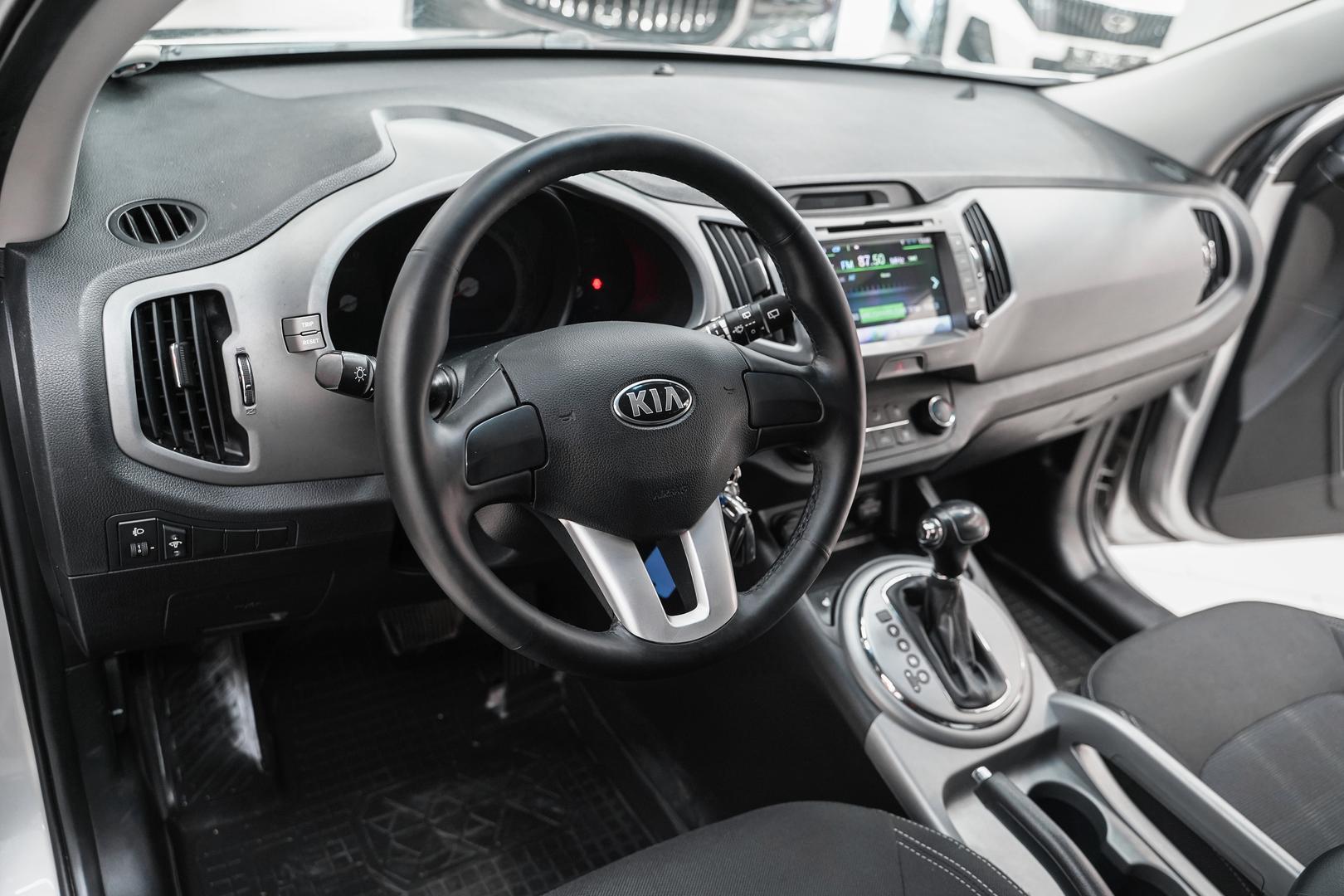 Kia Sportage 2015, серебряный, ДЦ Орехово