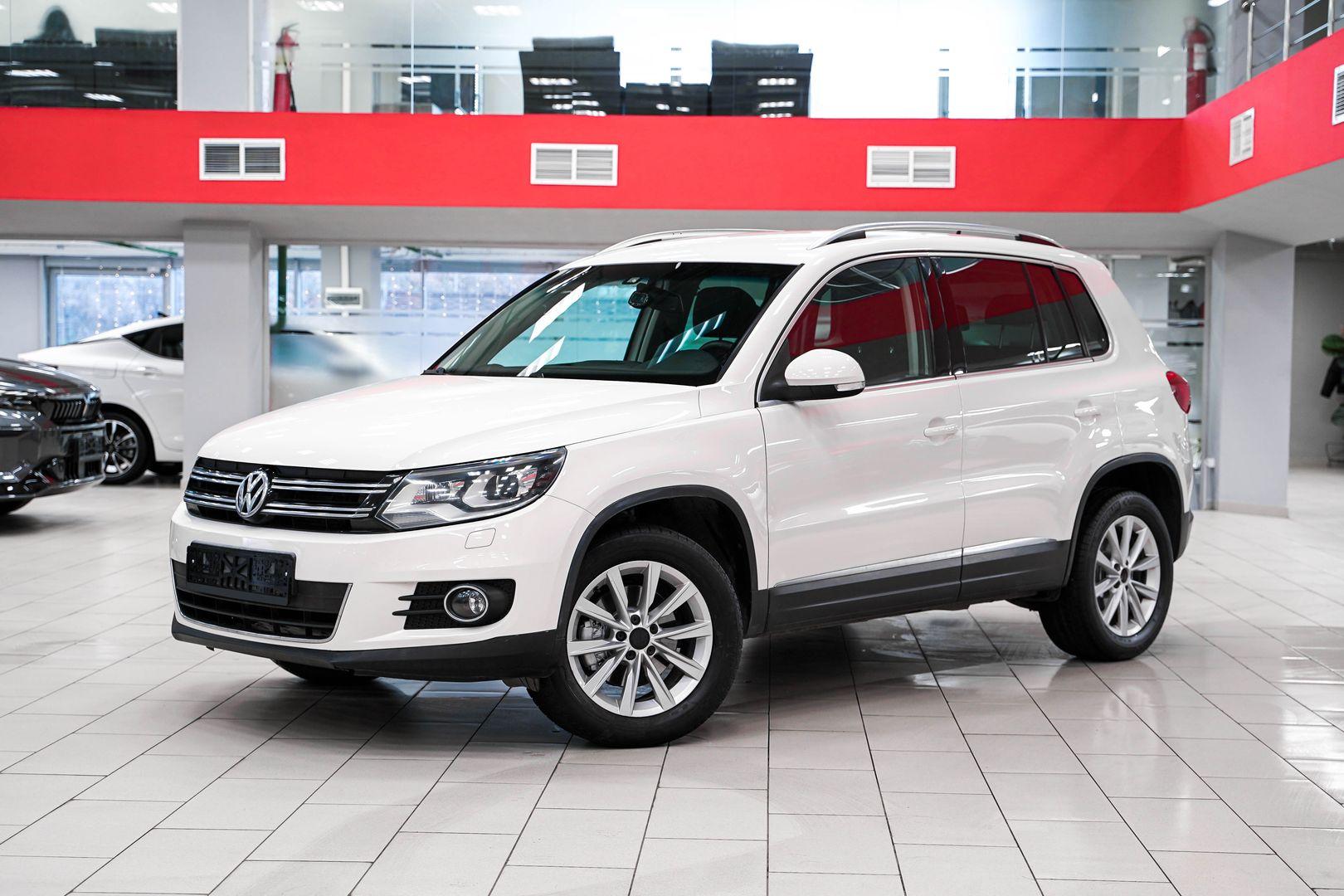 Volkswagen Tiguan 2012, белый, ДЦ Орехово
