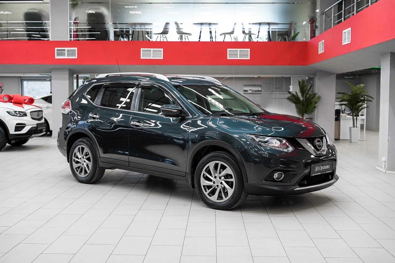 Nissan X-Trail 2015, синий, ДЦ Орехово