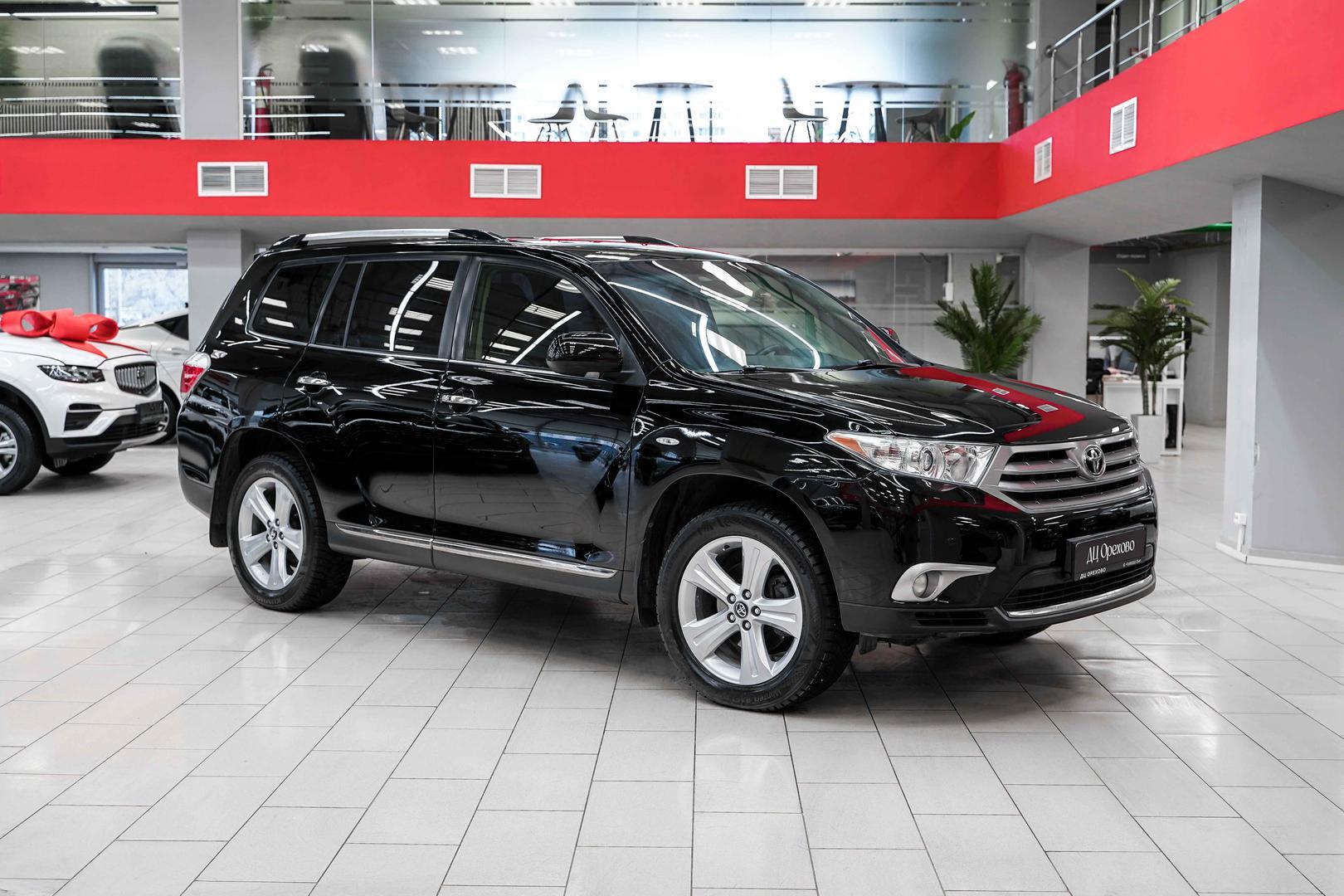 Toyota Highlander 2012, черный, ДЦ Орехово