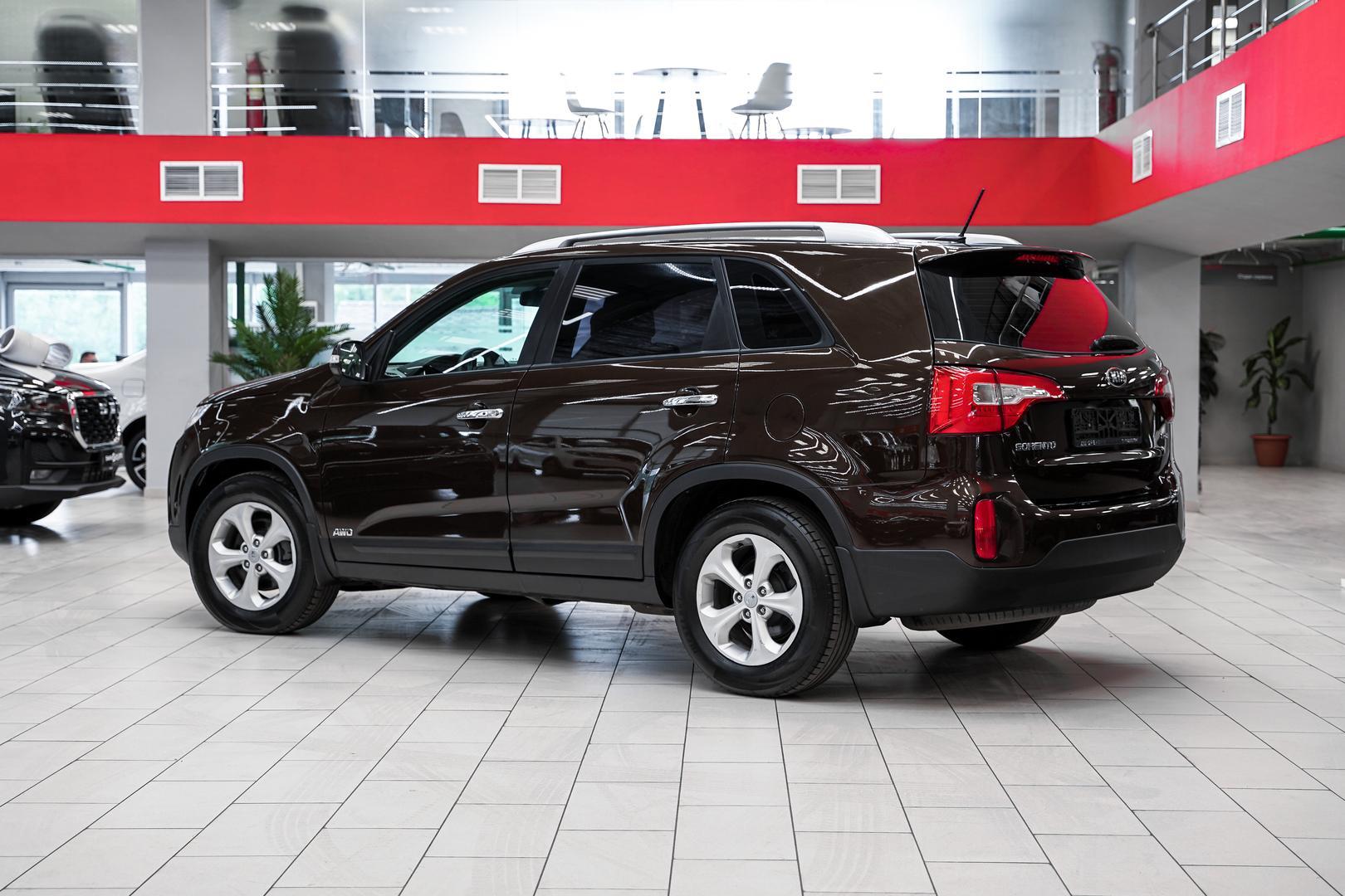 Kia Sorento 2015, коричневый, ДЦ Орехово
