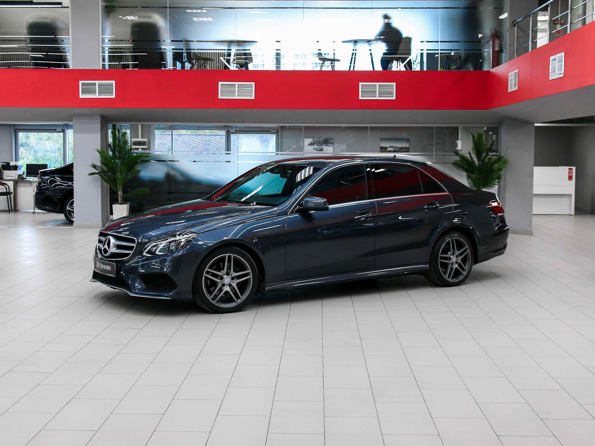 Mercedes-Benz E-Класс 2014, серый, ДЦ Орехово